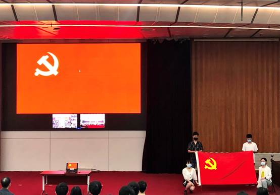谈球吧体育