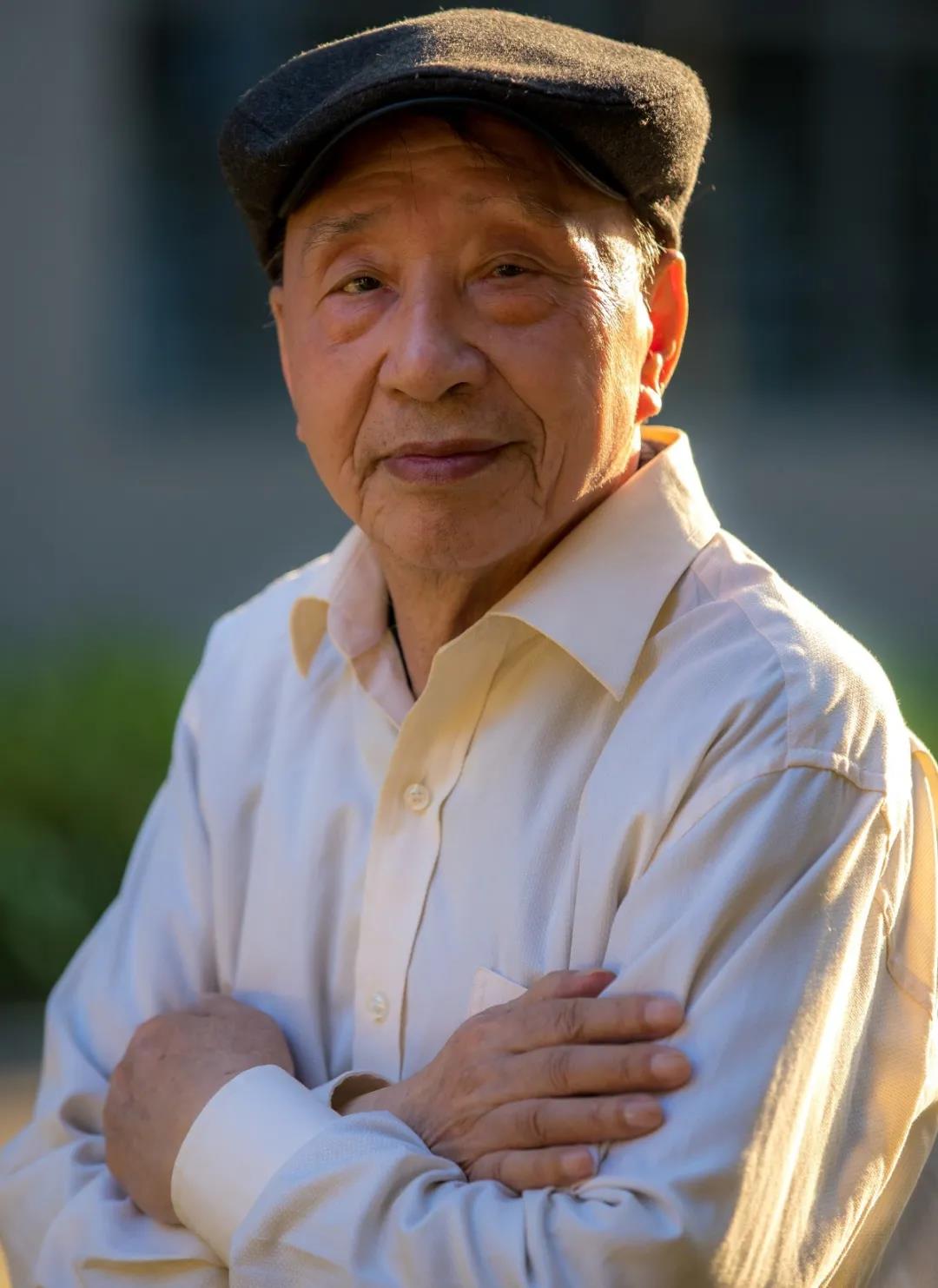 谈球吧体育