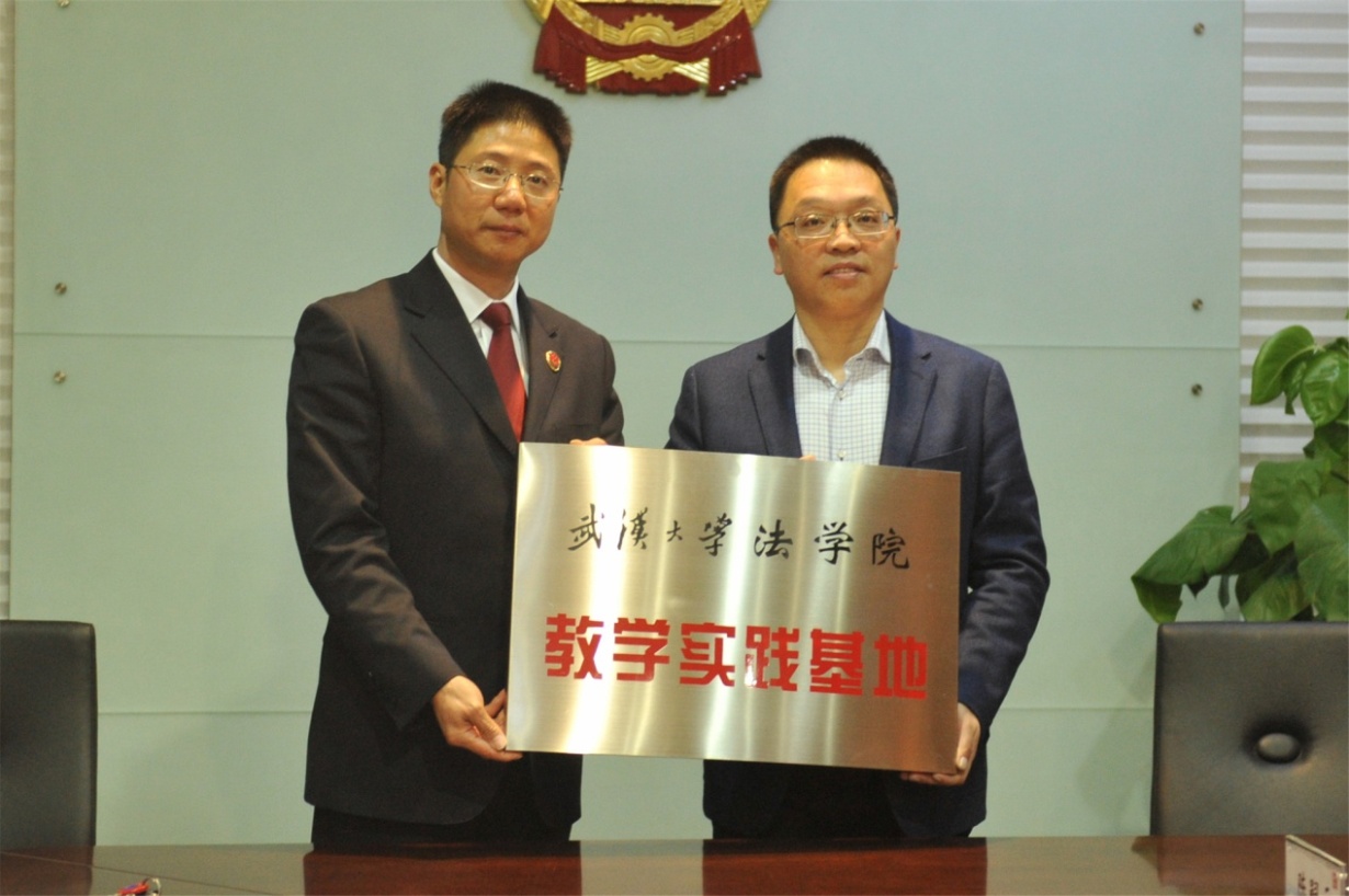 1515975727145877.jpg 谈球吧体育