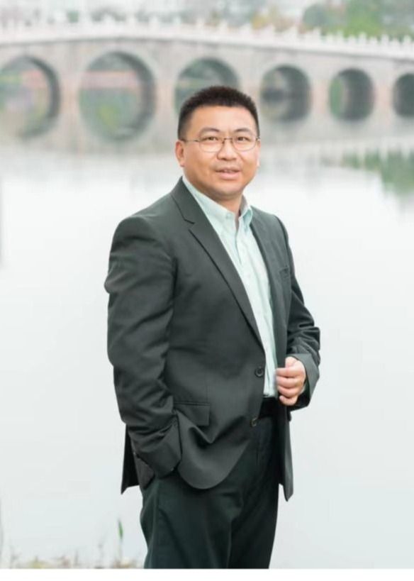 谈球吧体育