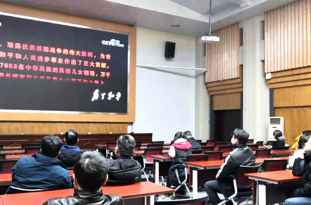 谈球吧体育