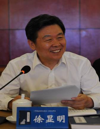 谈球吧体育