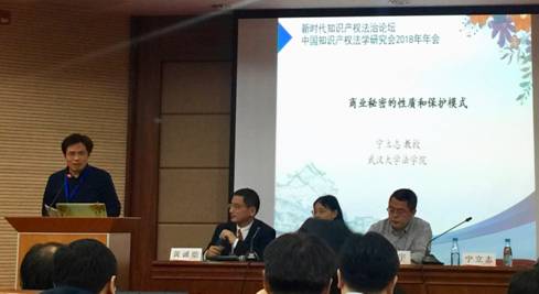 谈球吧体育