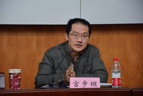 谈球吧体育