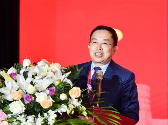 谈球吧体育