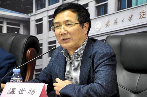 谈球吧体育