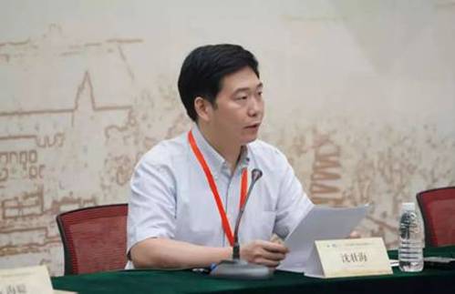 谈球吧体育