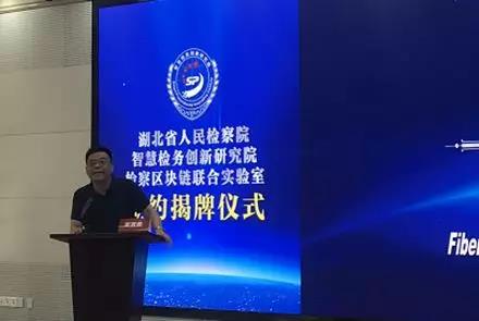 谈球吧体育