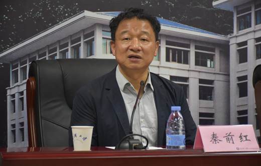 谈球吧体育