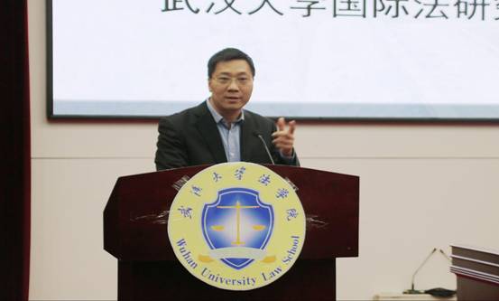 谈球吧体育