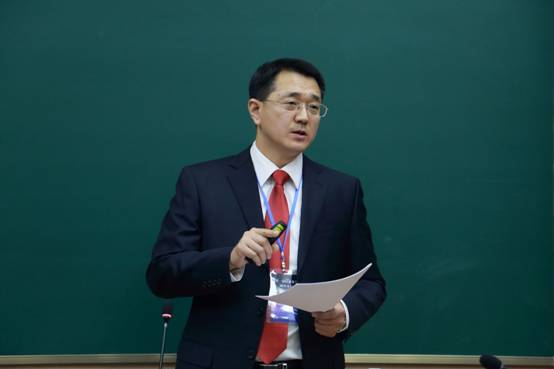谈球吧体育
