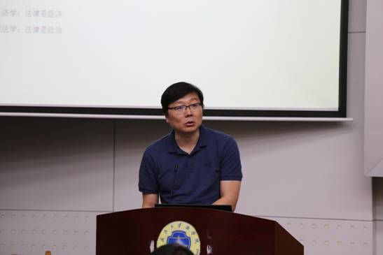 谈球吧体育
