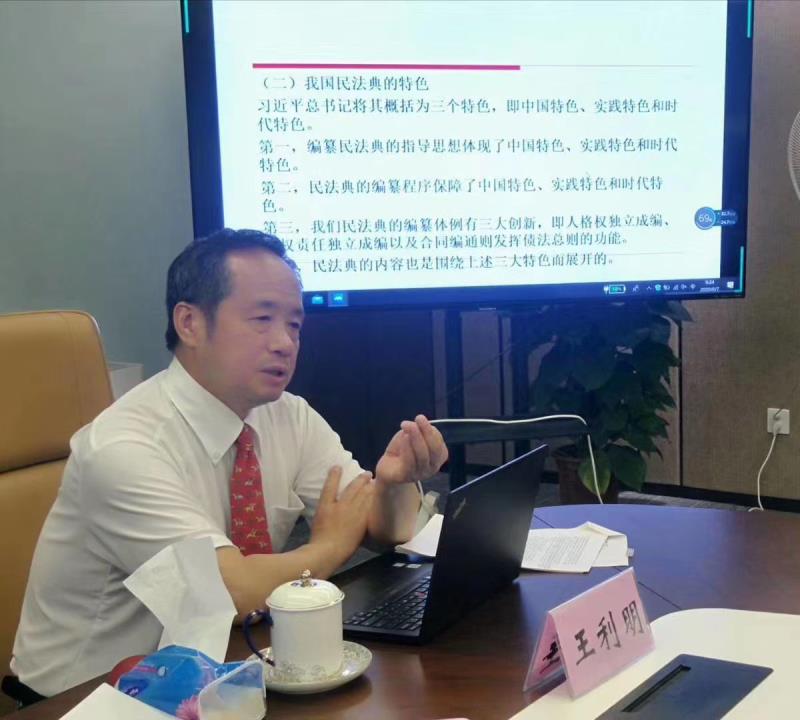 谈球吧体育