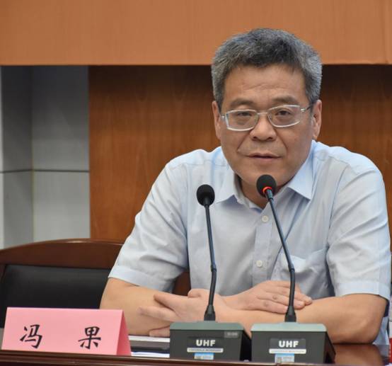 谈球吧体育