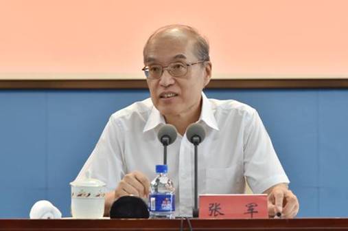 谈球吧体育