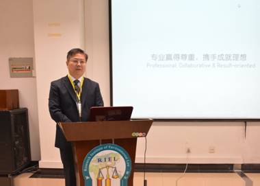 谈球吧体育