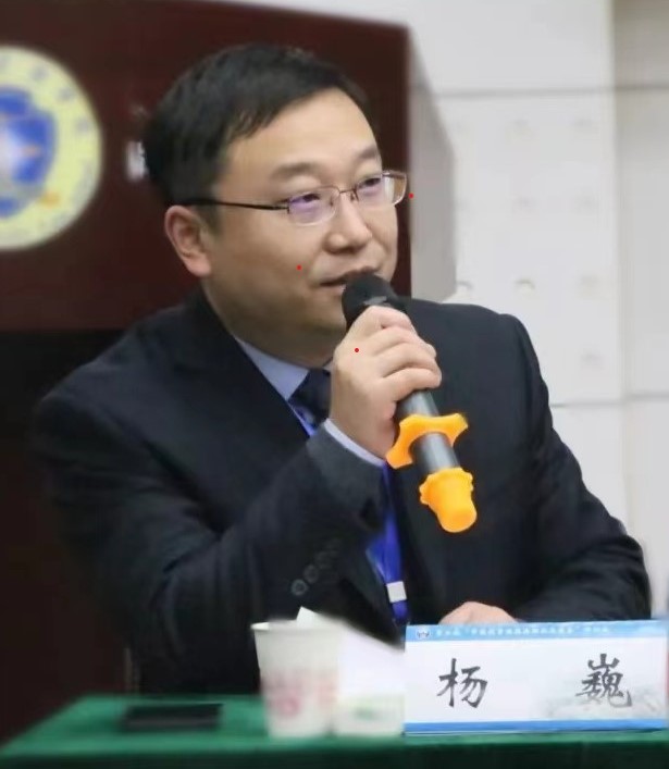谈球吧体育