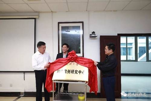 谈球吧体育