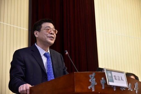 谈球吧体育