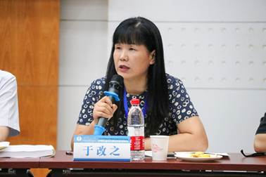 谈球吧体育