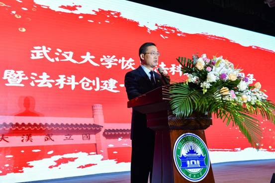 谈球吧体育
