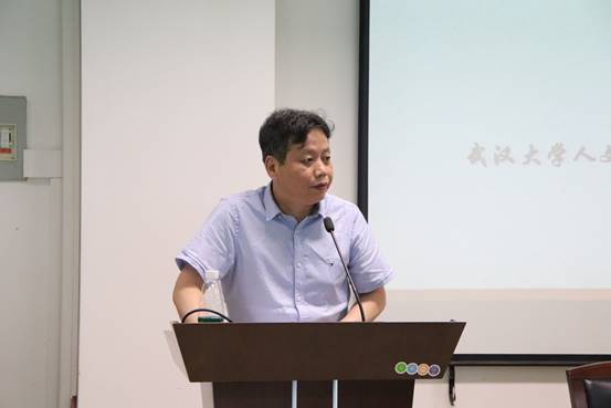 谈球吧体育